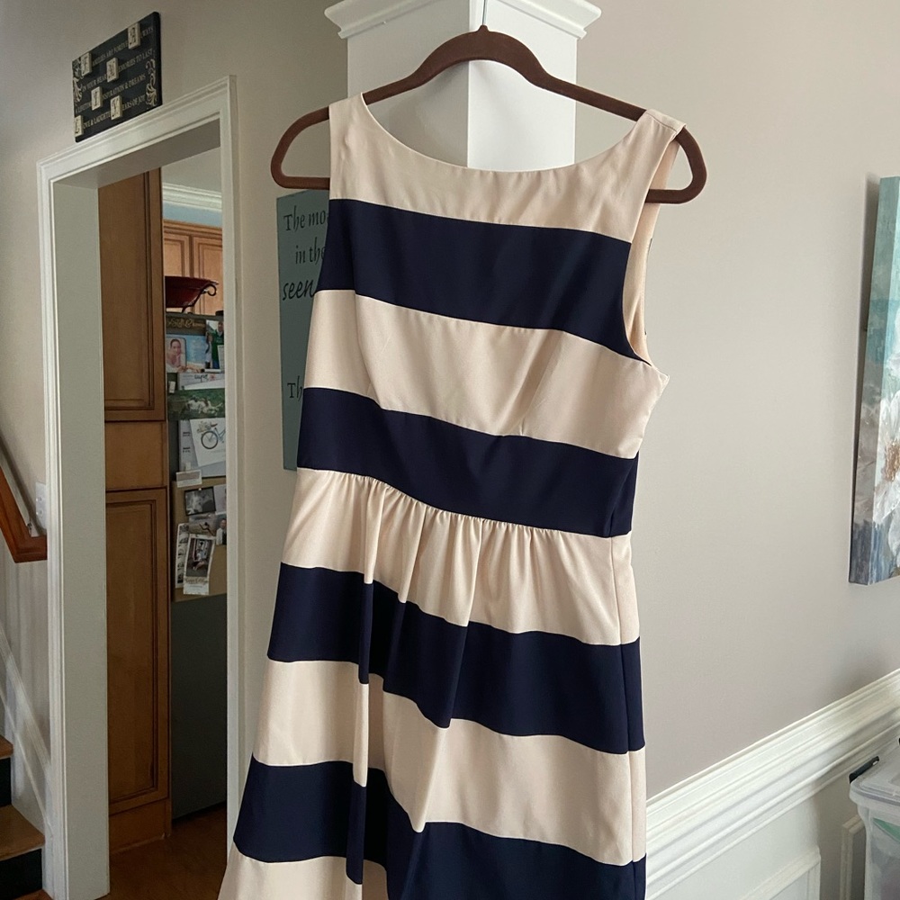 EUC! Juniors sweet dress. Perfect for a homecoming dance! Worn twice.